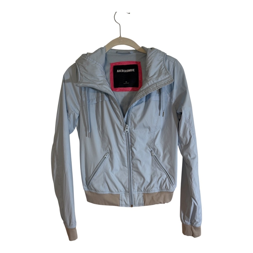 Abercrombie Windbreaker Jacket Light Blue XS Womens Hooded Full Zip Outerwear
